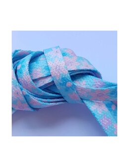 Veters bloemen lichtblauw 8mm - 120cm